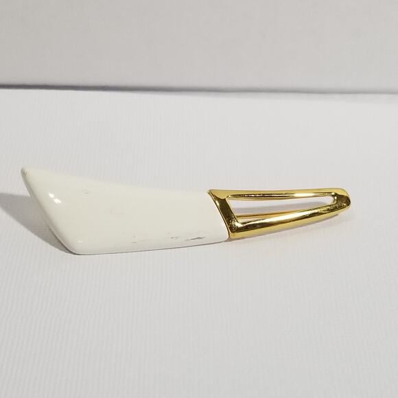 Vintage Monet abstract  Lucite brooch 3" 1.1996 - Picture 1 of 6